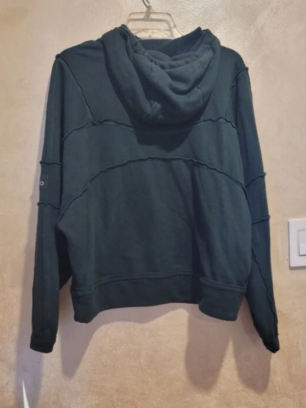 ALO Yoga size medium